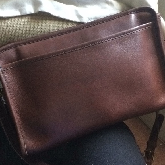 Coach mahogany shoulder/body cross bag 0263 927 - Picture 2 of 14